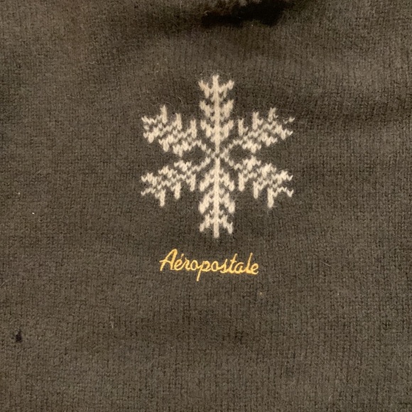 DISTRESSED AEROPOSTALE GREEN SWEATER - Picture 3 of 14